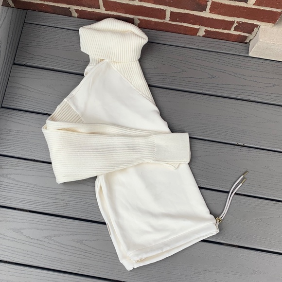 Varley Hannah Cowl Neck Sweatshirt - Picture 10 of 13